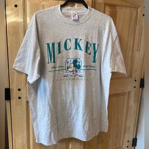 Vintage Mickey Mouse Shirt